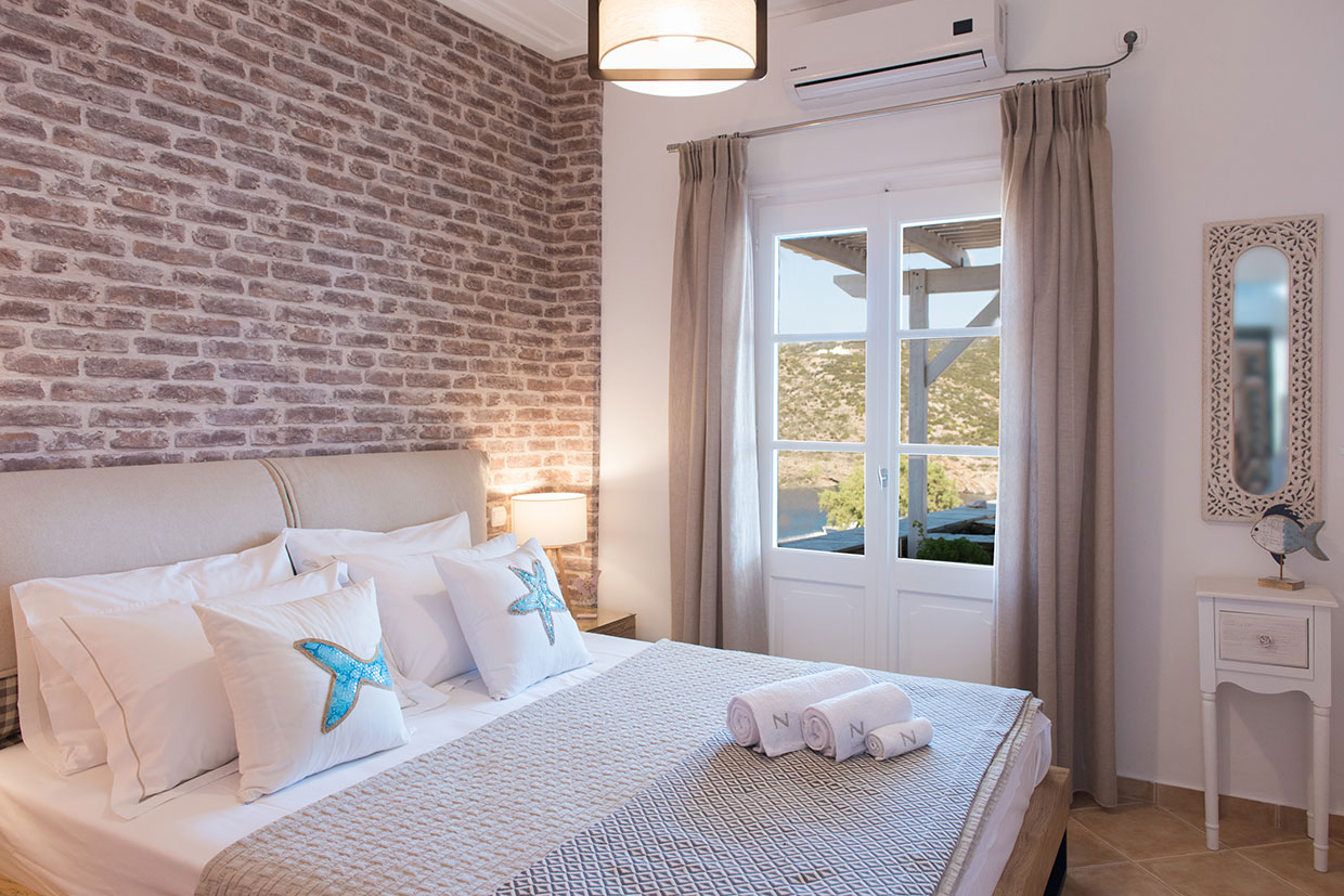 Fivos House in Sifnos, spacious bedroom
