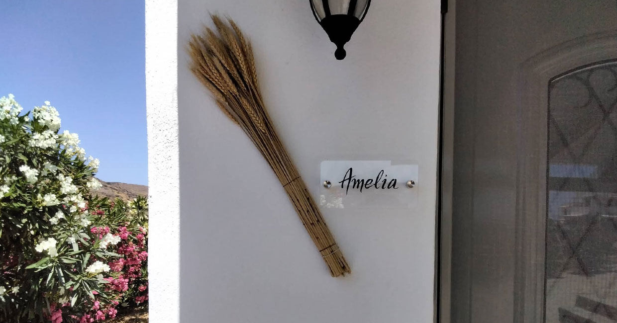 L'entrée de l'appartement Amelia à Sifnos